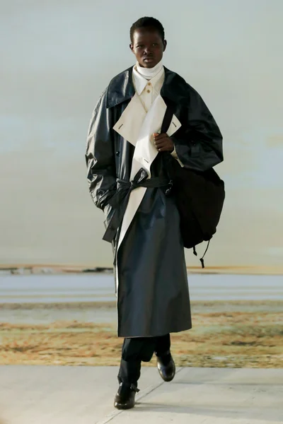 Look 2